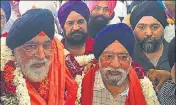  ?? HT PHOTO ?? Harvinder Singh Sarna (left), who was elected as president of the Patna Sahib Gurdwara Committee, with his brother Paramjit Singh Sarna.