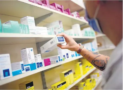  ?? ?? La venta libre de remedios no está alcanzada en los descuentos en farmacias.