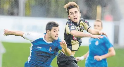  ?? FOTO: JUAN ECHEVERRÍA ?? Derrota a domicilio El Barakaldo cayó en la tarde ayer ante el Izarra en Navarra