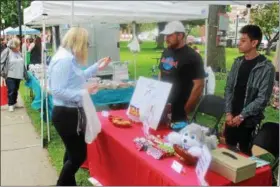  ?? NEWS-HERALD FILE ?? The 2018 Painesvill­e Farmers Market opens May 24 and runs from noon to 4 p.m. on Thursdays until Oct. 11.