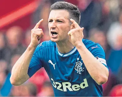  ??  ?? Recent arrival Jason Holt has his sights set on helping St Johnstone get back to winning ways.