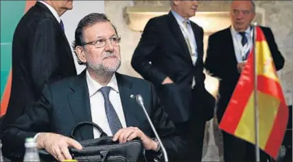  ?? CHEMA MOYA / EFE ?? El presidente del Gobierno, Mariano Rajoy, durante la cumbre África-UE celebrada en Malta