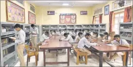  ?? RAVI CHOUDHARY/HT PHOTO ?? Students at Rajkiya Pratibha Vikas Vidyalaya, Karol Bagh. The government says that the mock tests will help prepare students for competitiv­e exams.