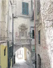  ??  ?? SOAK UP THE HISTORY: Above and below, La Pigna, the old town of Sanremo.