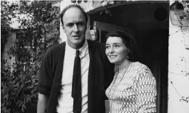  ?? Photograph: David Farrell/Getty Images ?? ‘Most of the people in this book suffered a lot of trauma in childhood and they were damaged people doing the best they could for the most part’ … Roald Dahl and Patricia Neal circa 1968.