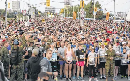  ??  ?? The Army Run kicked off early Sunday morning at its new start location near the Canadian War Museum in Ottawa on Sunday.