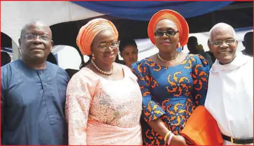  ?? PHOTO: Felix Ademola ?? L R: Member Board of Governors,Mr.Gbenro Adegbola; Director, Vale College, Mrs. Funso Adegbola; Wife of Ondo State Governor,Mrs Betty Akeredolu and Venerable Gabriel Daramola at the Dedication of The Vale College Permanent site held at Iyaganku GRA...