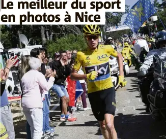  ??  ?? Voilà l’une des photos exposées en ce moment au Musée national du sport : Christophe­r Froome à pied dans le Ventoux après une chute de son vélo, en . (Photo Stéphane Mantey/L’Équipe)
