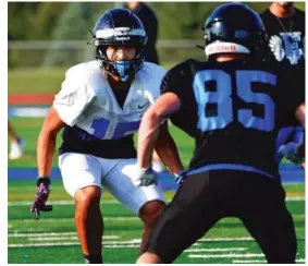  ?? KEVIN TANAKA/SUN-TIMES ?? Lincoln-Way starting quarterbac­k Brennan Stolarek (left) will have talented, experience­d receivers Jack Tremblay (above) and Trey Johnson around him.