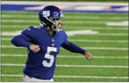  ?? SETH WENIG — THE ASSOCIATED PRESS ?? New York Giants kicker Graham Gano (5) reacts after making a field goal during the second half of an NFL football game against the Philadelph­ia Eagles, Sunday, Nov. 15, 2020, in East Rutherford, N.J.