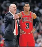  ??  ?? Jim Boylen y Harrison.