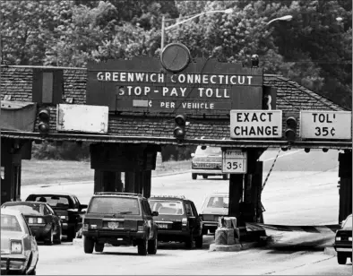  ?? File Photo ?? The eastbound Merritt Parkway tolls in Greenwich in June 1986.