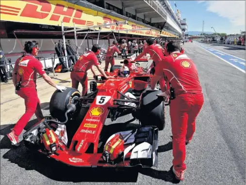  ??  ?? PROGRESOS. Ferrari llega al GP de Italia al frente de la clasificac­ión de pilotos, algo que no sucedía desde hace cinco temporadas.