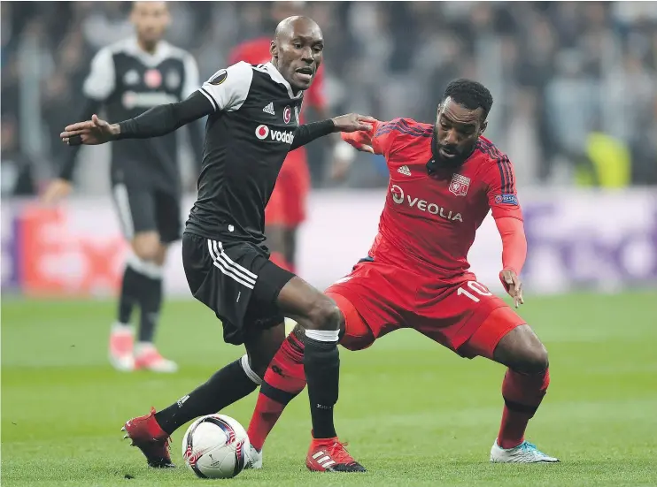  ?? — GETTY IMAGES FILES ?? It appears Canadian Atiba Hutchinson, left, will be staying with Besiktas in Turkey and not joining the Whitecaps before the transfer window closes.