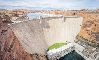  ?? PHOTOS: ORI NEVARES ?? The Hoover Dam is located on the border between the U.S. states of Nevada and Arizona.