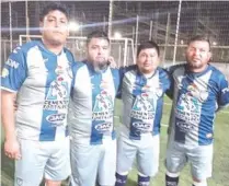  ?? ?? David Ballestero­s, Daniel Ramírez, Luis Alvizu,y Noé Pineda autores de los cuatro goles del triunfo de los Tronkos de Maquinados Vázquez.