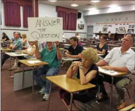  ?? LESLIE KROWCHENKO — DIGITAL FIRST MEDIA ?? Thornbury resident Mitch Trembicki expressed his feelings during a special supervisor­s meeting on pipeline safety and emergency preparedne­ss.