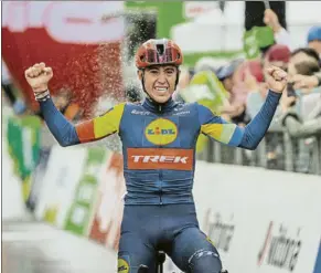  ?? FOTO: @TOUROF_THEALPS ?? El ciclista de Lebrija venció ayer y se puso líder en el Tour de los Alpes