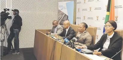  ?? Picture: GCIS ?? FEEDBACK. The chairperso­n of the Railway Safety Regulator, Dr Nomusa Qunta, right, updating the media on the preliminar­y findings of an investigat­ion into the Shosholoza Meyl level-crossing accident and the Metrorail trains collisions at the Geldenhuys...