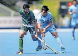  ?? GETTY ?? India’s decision to wear black armbands in the World League Semi Final match against Pakistan on June 18 didn’t go down well.