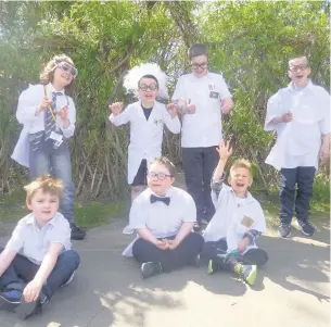  ??  ?? ●●Children at Lisburne School dressed as mad scientists for Science Week
