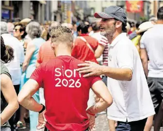  ?? KEYSTONE ?? Enttäuschu­ng bei den Befürworte­rn der Olympia-kandidatur «Sion 2026».