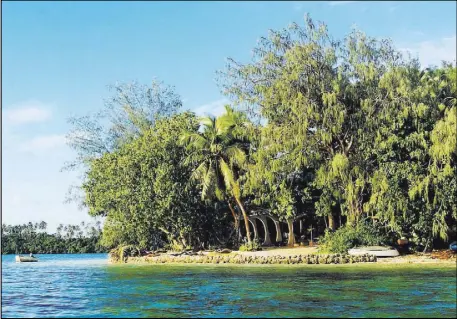  ?? Rob Roberts ?? The open-air beachside restaurant at Mandala Island Resort blends into the natural environmen­t.