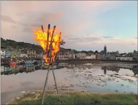  ?? ?? The beacon at Tarbert was the first of an array of celebratio­ns held in Mid Argyll to celebrate HM the Queen’s Platinum Jubilee.