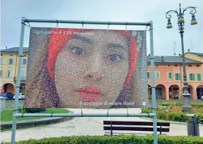  ?? (Ansa) ?? «Italiangir­l» La foto della diciottenn­e Saman in piazza dell’Unità. È composta con tante piccole immagini di volti di donna