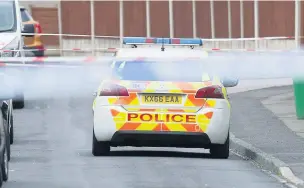  ?? STEVE ALLEN ?? ●●Police scene on Fairfield Road