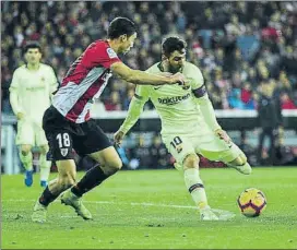  ?? FOTO: MANEL MONTILLA ?? Messi volvió como titular y fue el único que puso a prueba a Herrerín