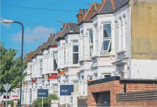  ?? ?? The average property asking price has reportedly jumped by £5,537 in the past month alone