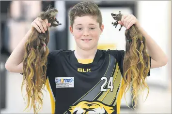  ?? Picture: PAUL CARRACHER ?? FRESH CUT: Horsham’s Austin Simpson is sporting a new look after losing his long locks for Variety’s Hair With Heart program. Austin’s hair and financial donation will go towards a wig and ‘giving kids in need a fair go’.