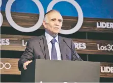  ??  ?? Alfonso Romo, próximo jefe de la Oficina de la Presidenci­a, dijo que la meta es lograr tasas de crecimient­o económico sostenidas de 4%.