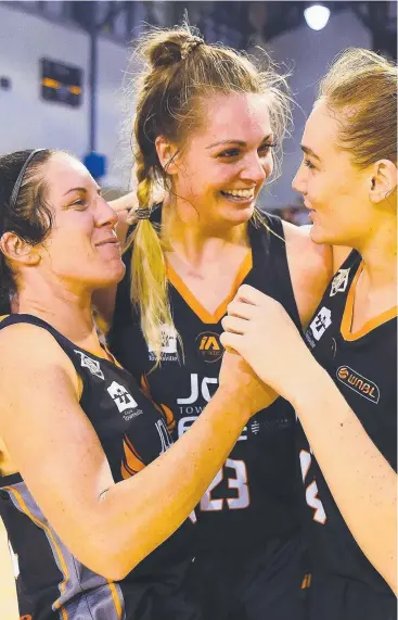  ?? Picture: GETTY ?? BACK: Cayla George (centre) is in Townsville this weekend — but playing for Melbourne.