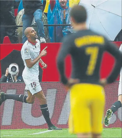  ?? FOTO: EFE ?? Nzonzi celebra el tanto que sirvió para tumbar al Atlético y que perdiera el liderato