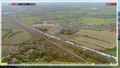  ?? SKY NEWS ?? In it for long haul: Aerial view of lorry queue near Dover