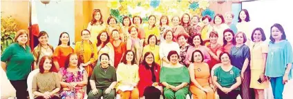 ?? CONTRIBUTE­D FOTO ?? NEW OFFICERS. Zonta Club Cebu II new officers led by President Marilou Cañizares were inducted last May 5 by outgoing Area 3 Director Josephine Go at the Casino Español de Cebu. They are joined in this group photo by its members as well as officers of...
