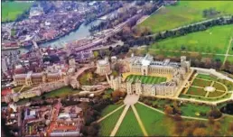  ?? OWEN HUMPHREYS / PA ?? Above: Left: An aerial view of Windsor Castle, where Trump will have an audience with Queen Elizabeth II.