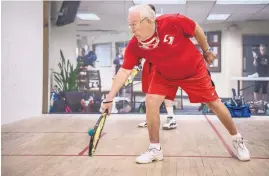  ?? ROBERTO E. ROSALES/JOURNAL ?? Lake Westphal, 95, cools down after winning his match against William “Bill” Matotan, also 95, at the 33rd annual IRF World Senior Racquetbal­l Championsh­ips.