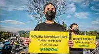  ?? GREENPE ?? Bogotá es pionera en declarar emergencia climática, pero la concentrac­ión de PM2.5 supera niveles de prepandemi­a.