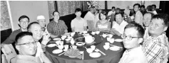  ??  ?? Peter (fourth from right) with the SMC councillor­s and senior officers during the luncheon.