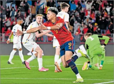  ?? ?? Mateo Joseph celebra el gol de la Sub-21 ante Bélgica.