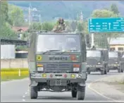  ?? WASEEM ANDRABI/HT PHOTO ?? An army convoy on the Srinagar- Ladakh Highway on Monday.