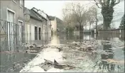  ?? (Photo AFP) ?? Plusieurs rivières sont sorties de leur lit comme ici en Dorgogne.