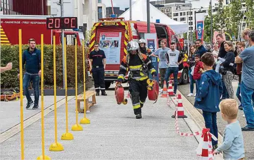  ?? Fotos: Laurent Blum ?? Spannung und sportliche­n Wettkampf konnten die Zuschauer auf dem CNIS-Gelände erleben.