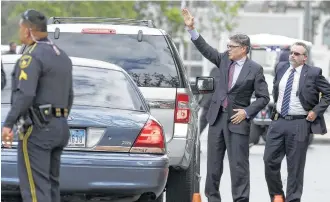  ?? Melissa Phillip / Houston Chronicle ?? Former Gov. Rick Perry, who is now U.S. secretary of energy, arrives for the memorial service.