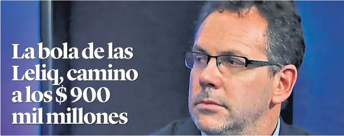  ?? (GENTILEZA LA NACIÓN / ARCHIVO) ?? Torniquete monetario. Guido Sandleris tomó la posta de Luis Caputo al frente del Central e instauró una severa política monetaria.