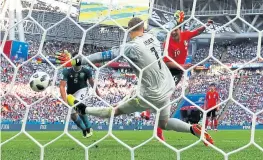  ?? Reuters ?? el gol de Corea del Sur a Alemania, una de las sorpresas