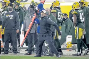 ?? MIKE ROEMER / AP ?? Green Bay Packers head coach Matt LaFleur reacts after a call during Sunday’s NFC championsh­ip game.